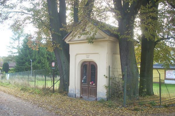 Kapli�ka v Pavlovic�ch