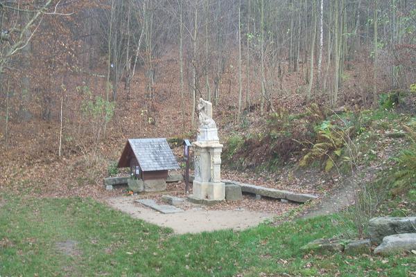 Pomn�k v Z�kapli��