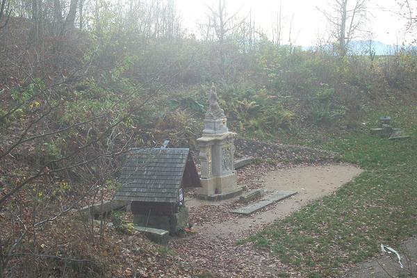 Pomn�k v Z�kapli��