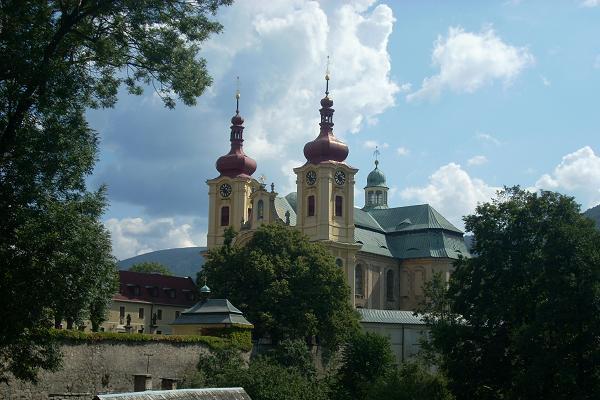 Kostel v Hejnic�ch