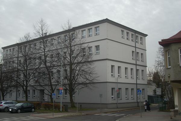 Ruprechtice n�m�st� (z�kladn� �kola po rekonstrukci)