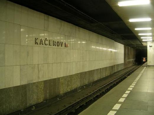Stanice metra Kaèerov